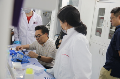 中心順利通過農(nóng)產(chǎn)品質(zhì)量安全檢測機(jī)構(gòu)考核現(xiàn)場評審，檢驗檢測服務(wù)再上新臺階